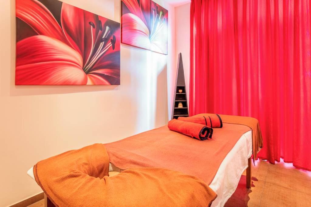 Holiday Apartcomplex Royal Sun 써니비치 외부 사진