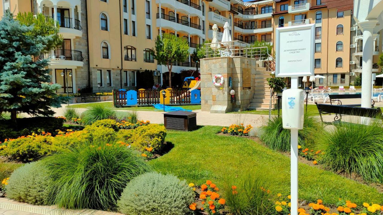 Holiday Apartcomplex Royal Sun 써니비치 외부 사진