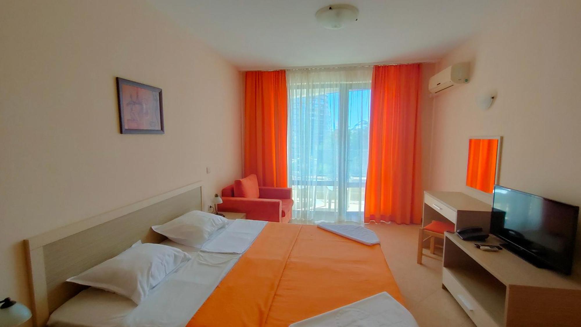 Holiday Apartcomplex Royal Sun 써니비치 외부 사진